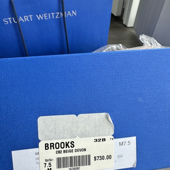 Stuart Weitzman Brooks bootie - Picture 5 of 6